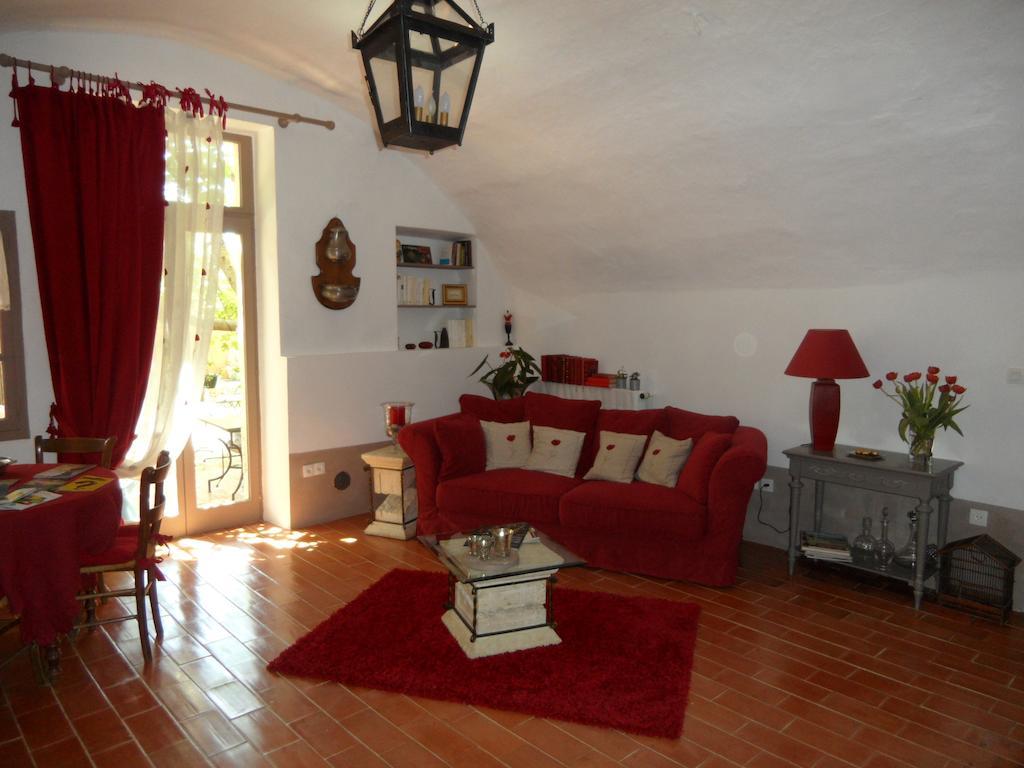 Mas De Foncaudette Bed & Breakfast Lourmarin Ngoại thất bức ảnh