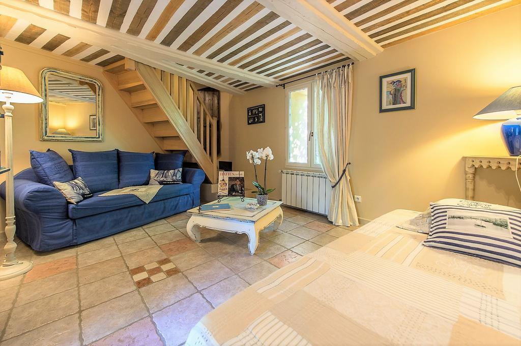 Mas De Foncaudette Bed & Breakfast Lourmarin Ngoại thất bức ảnh